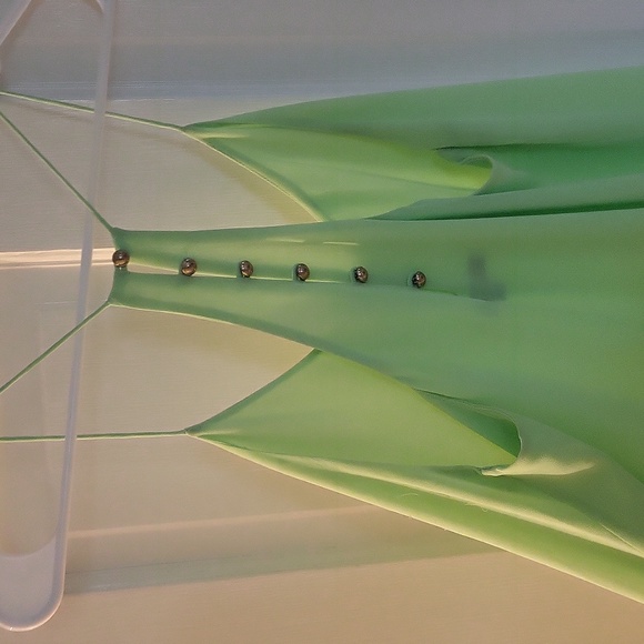 Like New! Beautiful Mint Green blouse - Picture 2 of 5